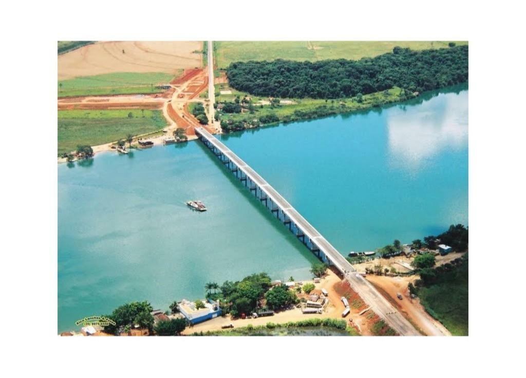Vila Pouso Calixtrato São João Batista do Glória Exteriér fotografie